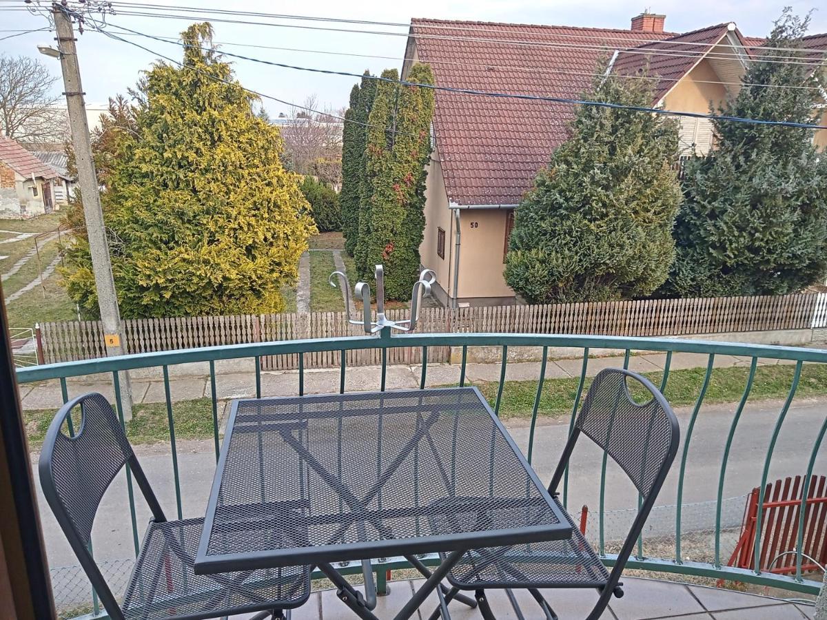 Borostyan Vendeghaz Daire Balatonkeresztúr Dış mekan fotoğraf